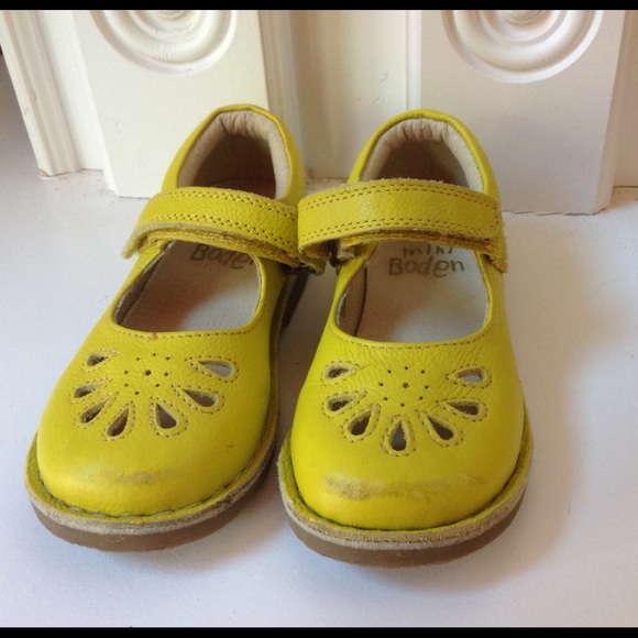 girls yellow mary janes